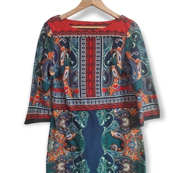 Beige by ECI 3/4 Sleeve Shift Dress 8 - Picture 3 of 5